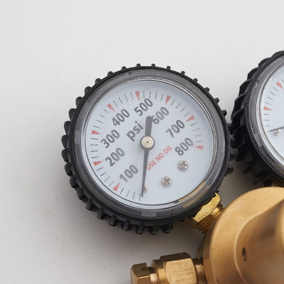 Secure Carbon Dioxide Welding Regulator with Safety Structure and Voltage Regulation