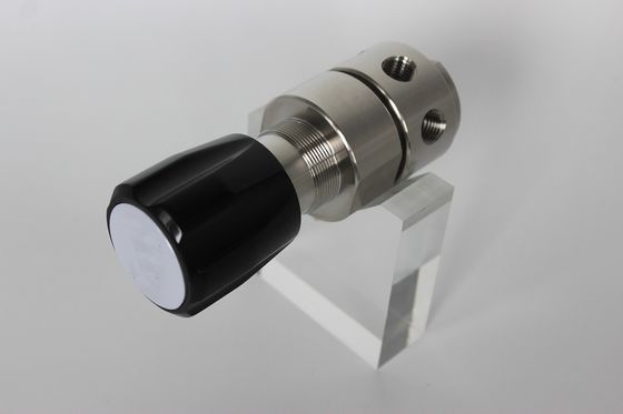 Dual Stage Laboratory Regulator for Nitrogen Helium Argon Specialty Gas Lab Gauge