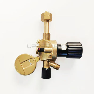 Black and Yellow Single Gauge CO2/Argon Regulator for Standard Gas Pressure Regulation
