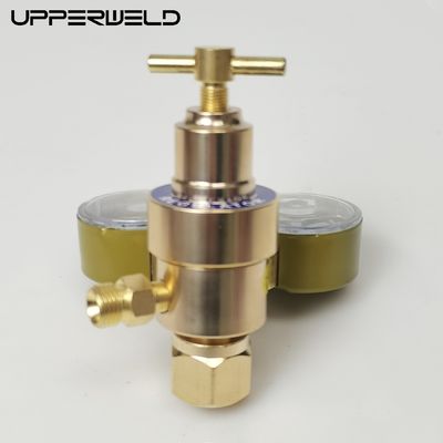 Professional Oxygen Regulator for Cutting and Welding Dual Gas Gauge Pressure Reducer