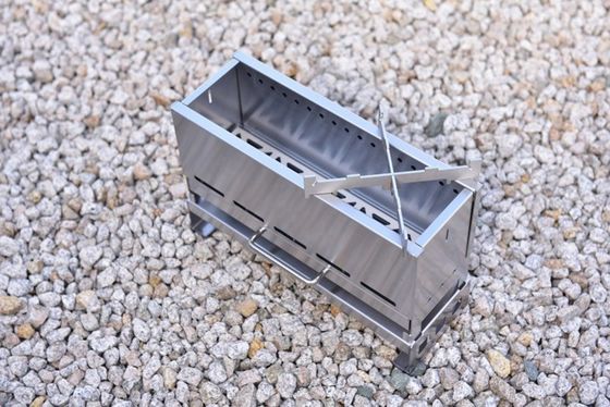 Metal Type Stainless Steel BBQ Half-Unit Incendiary Table for Camping and Picnic